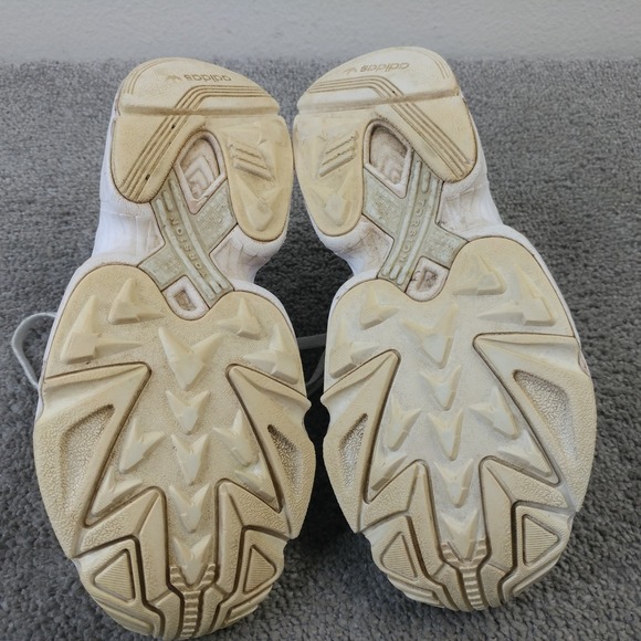 Adidas Falcon Womens Size 6 Running Shoes Low Top White Cream Sneakers B28128 - Picture 2 of 11